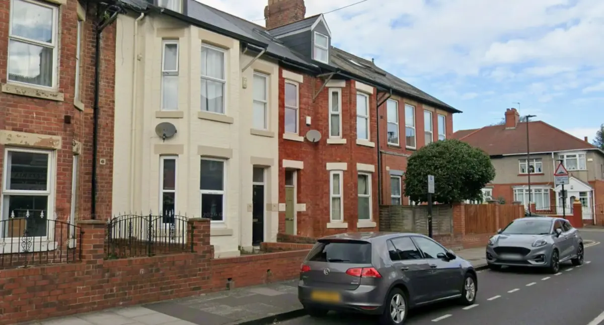 2-bed house in Newcastle upon Tyne - Main photo - 2-bed house in Newcastle upon Tyne