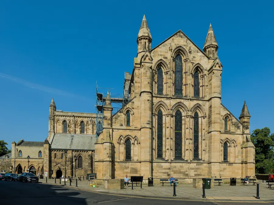 Hexham (Northumberland, England, UK) - Abbey church - General view from East