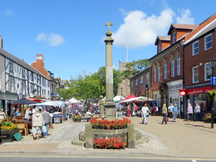 Market day in Poulton , Poulton-le-Fylde