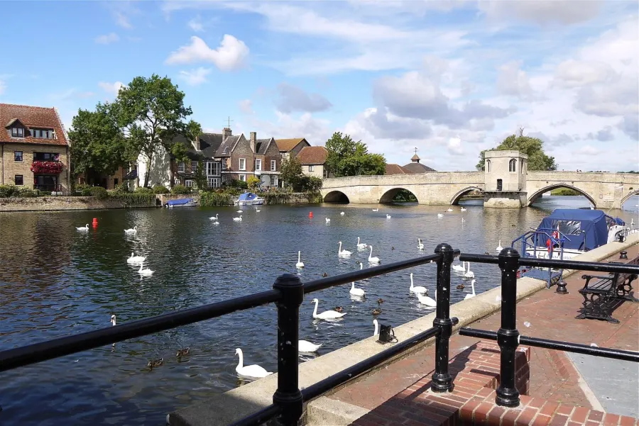 River Great Ouse at St Ives, Cambridgeshire, England.