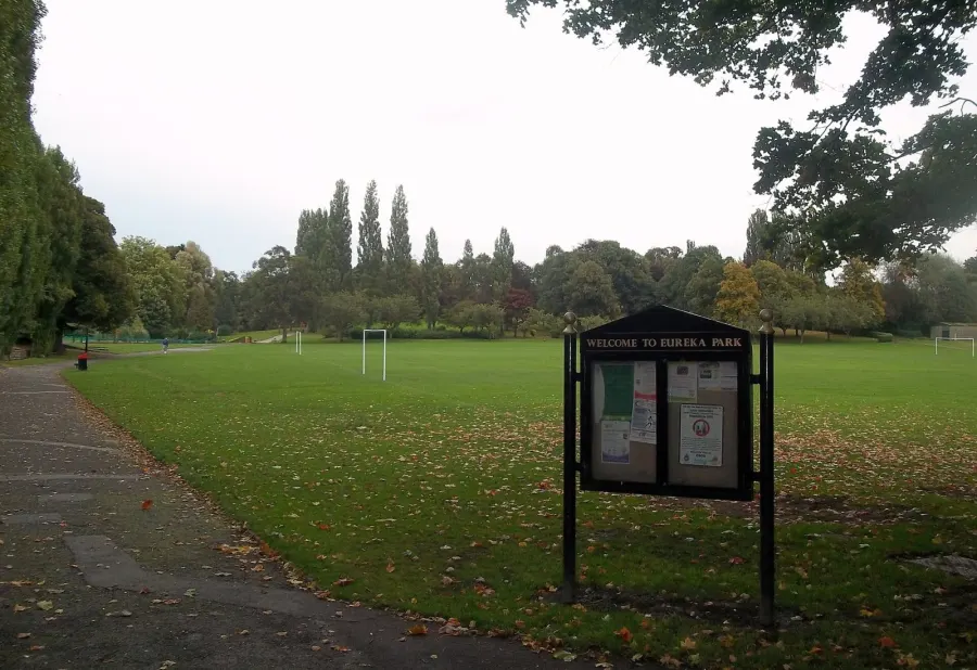 Entrance to Eureka Park, Swadlincote 