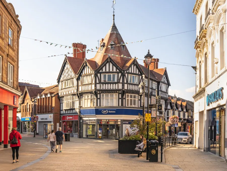 Wrexham City Centre captured by https://populimedia.co.uk/